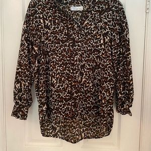 Cheetah long sleeve top. Size M